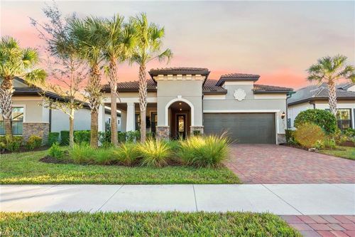 9811 Everglades Dr, NAPLES, FL, 34120-2142 | Card Image