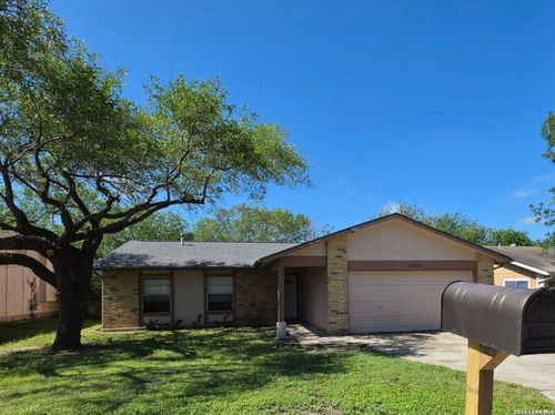 10562 Bounty Dr, San Antonio, TX, 78245-1302 | Card Image