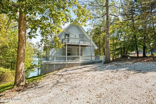 939 E Norris Point Rd, La Follette, TN, 37766-6253 | Card Image