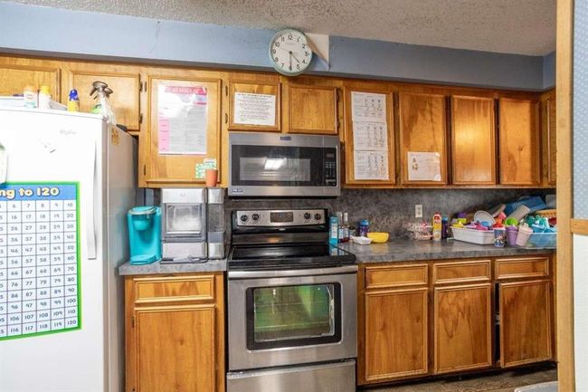 402 W Converse St, House other with 5 bedrooms, 1 bathrooms and null parking in Weimar TX | Image 28