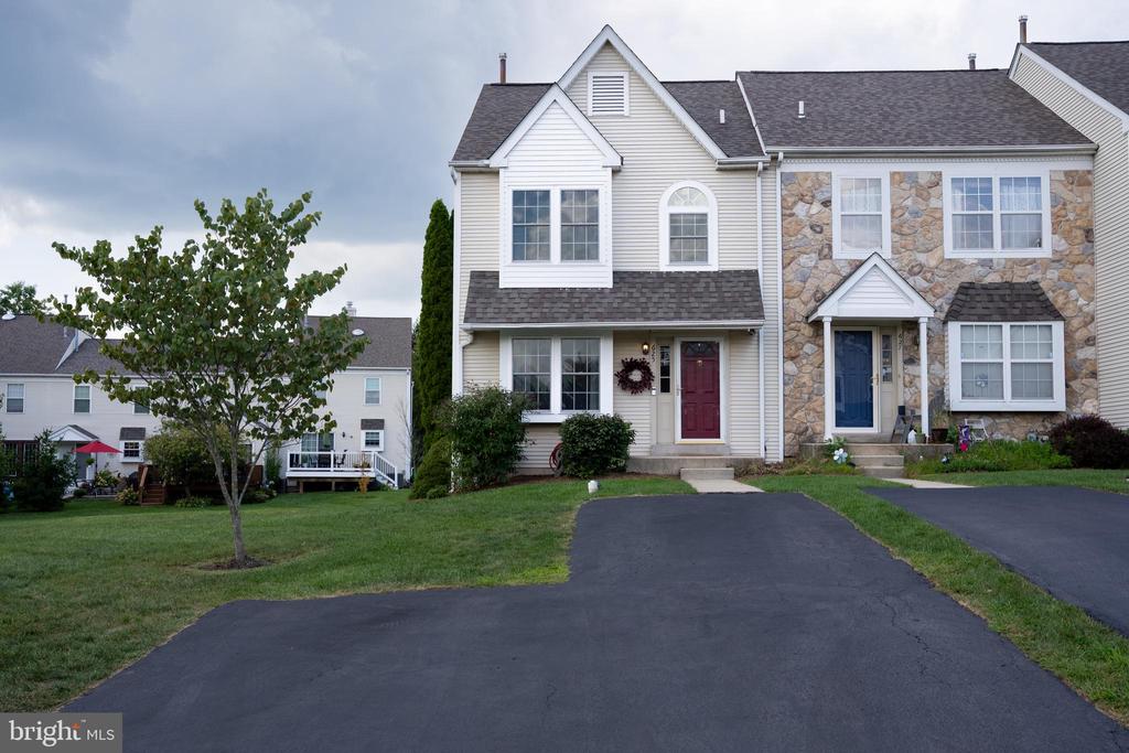 Longwood Rd, Collegeville, PA 19426