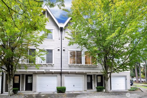 unit-103-18258 Ne 96th Way, Redmond, WA, 98052-8639 | Card Image