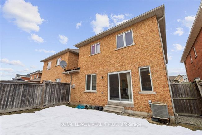 337 Landsborough Ave, House attached with 4 bedrooms, 3 bathrooms and 2 parking in Milton ON | Image 21