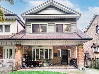 15 Regal Rd, House attached with 4 bedrooms, 3 bathrooms and 3 parking in Toronto ON | Image 1