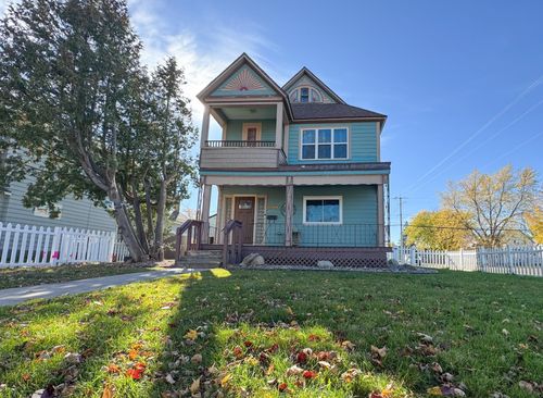 2102 E 6th St, Superior, WI, 54880-3634 | Card Image