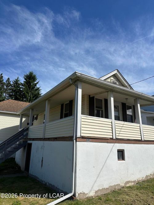 303 Church St, Old Forge, PA, 18518-1313 | Card Image