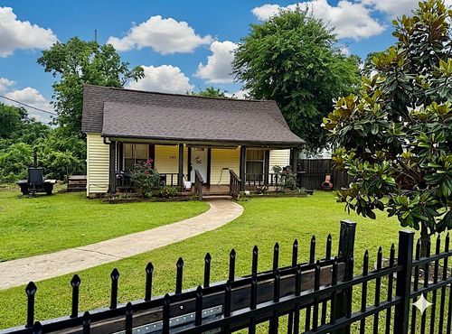 1500 Crescent Drive, Tyler, TX, 75702 | Card Image