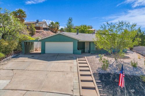 1290 Heights Dr, Santa Clara, UT, 84765-5521 | Card Image