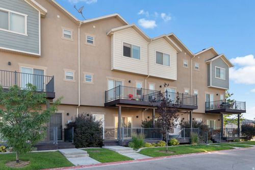 3869 S 1580 W, West Valley City, UT, 84119-4842 | Card Image