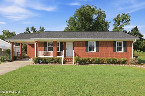 623 Moore Town Rd, Walstonburg, NC, 27888-9393 | Card Image