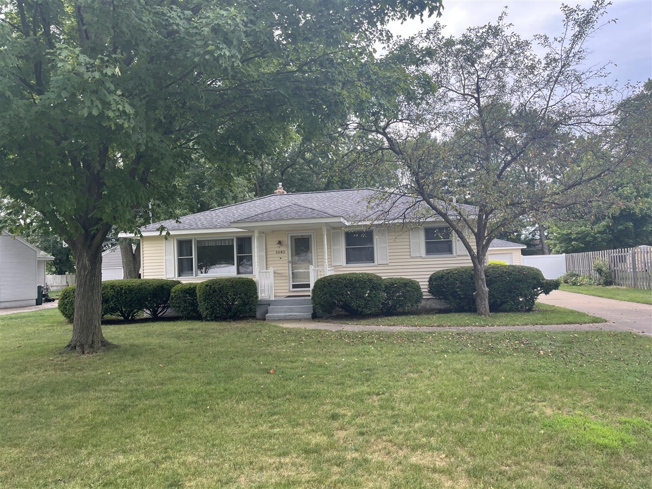 Koster St, Jenison, MI 49428