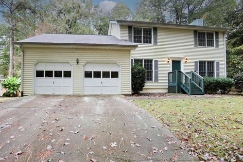 6504 Swift Creek Dr, Lithonia, GA, 30058-6051 | Card Image