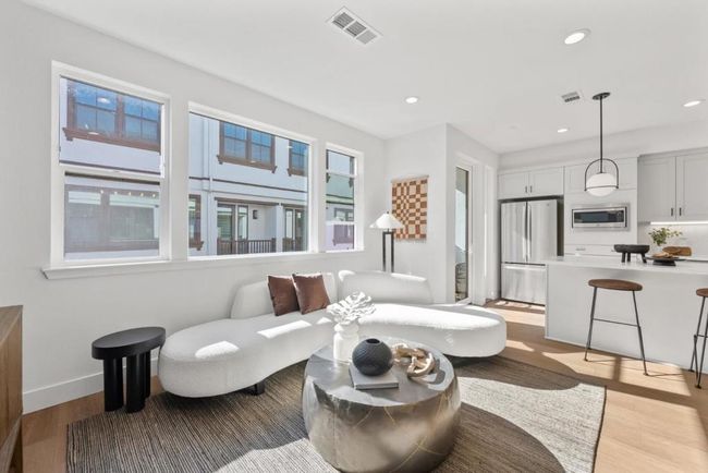 3 - 222 Carroll St, Townhouse with 3 bedrooms, 3 bathrooms and 1 parking in Sunnyvale CA | Image 4