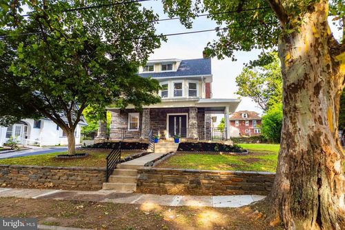 22 S Linden Ave, UPPER DARBY, PA, 19082-2604 | Card Image
