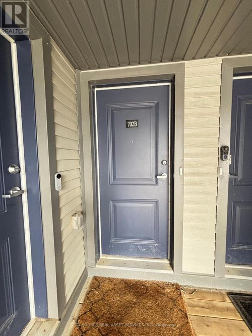 702 B Amberwing Pvt, Orleans, ON, K4A5H5 | Card Image