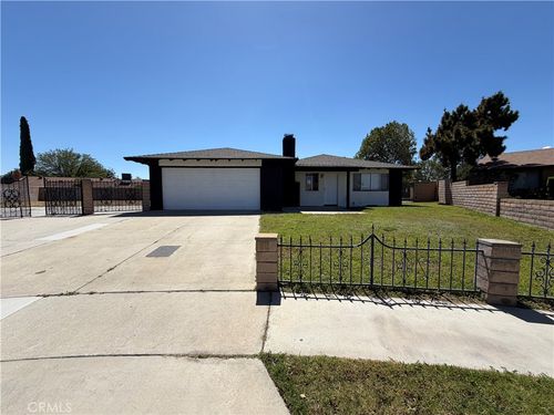 15820 Rainbow Dr, Fontana, CA, 92335-5417 | Card Image