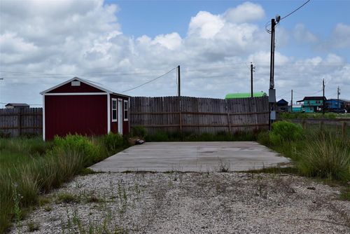1206 Bluewater St, Sargent, TX, 77414 | Card Image