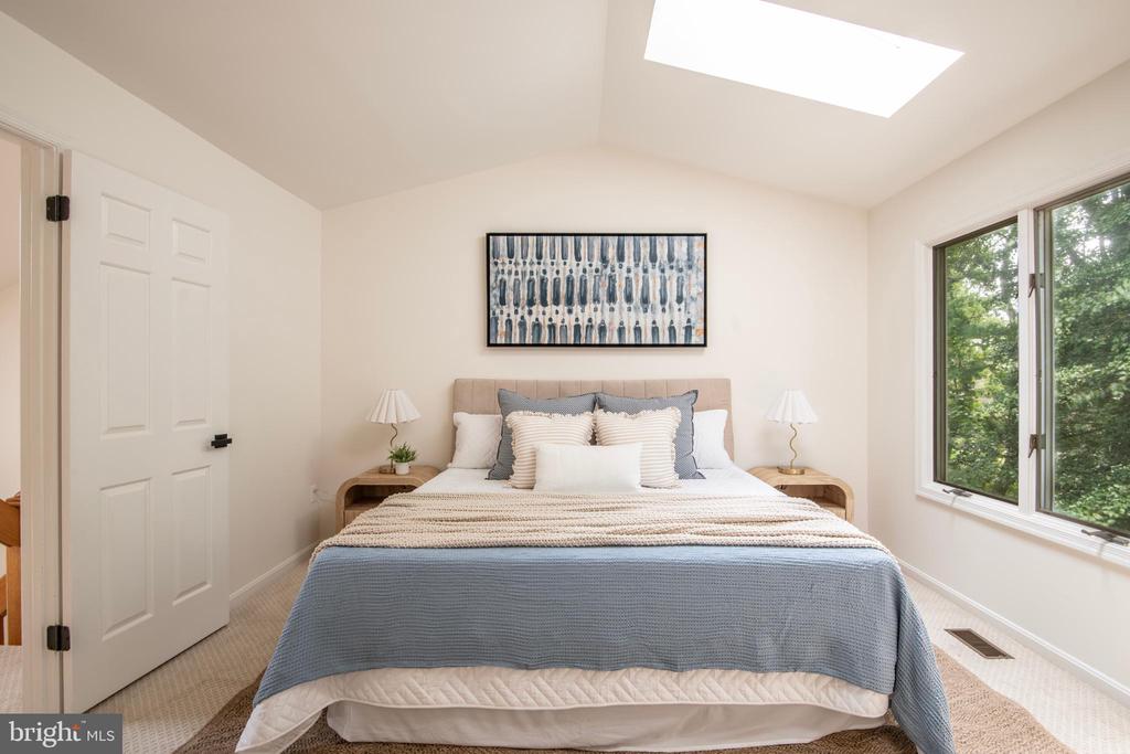 Residential in ANNAPOLIS 4