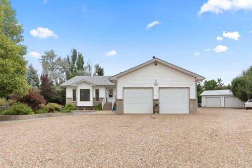 1332 4a Avenue, Dunmore, AB, T1B0J8 | Card Image