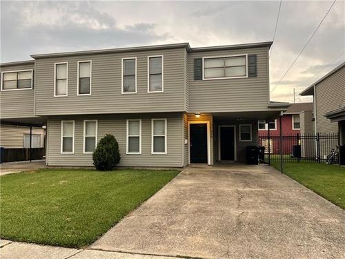 979 Navarre Ave, New Orleans, LA, 70124-2752 | Card Image