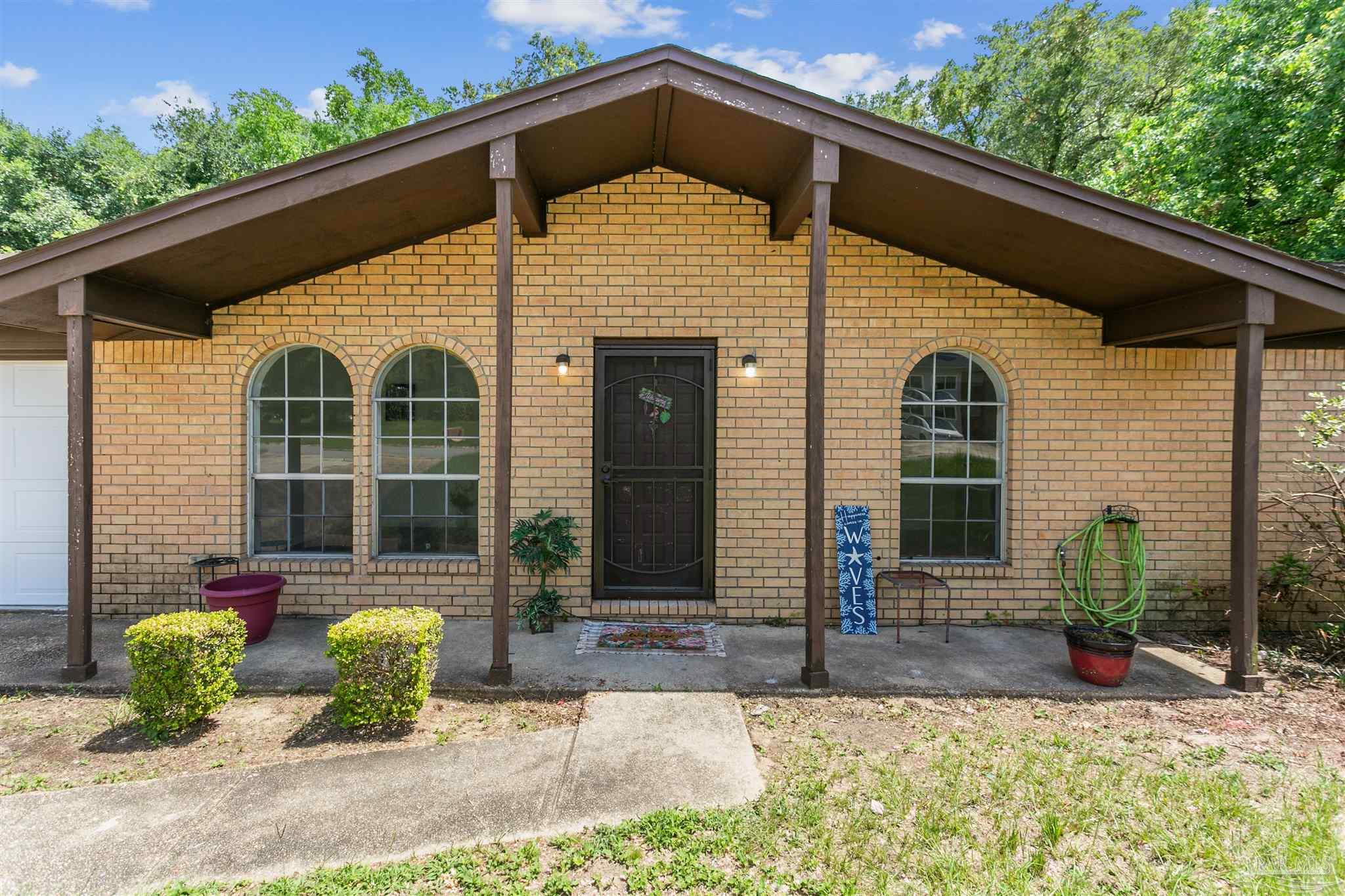 Moore Ave, Pensacola, FL 32526