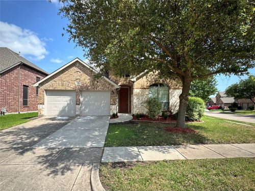 256 White Dr, Fate, TX, 75087-8614 | Card Image