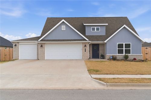 651 Brandon Michael St, Prairie Grove, AR, 72753-3049 | Card Image