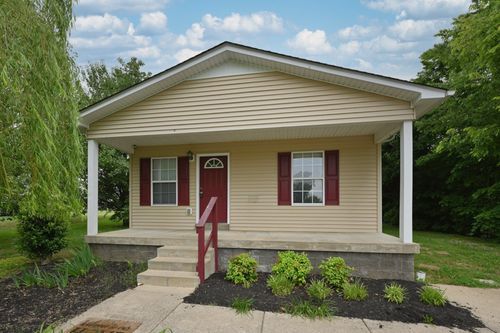 303 15th Ave W, Springfield, TN, 37172-3119 | Card Image