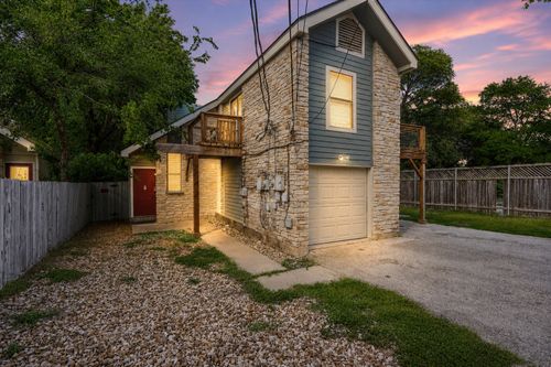 2414 Jones Rd, Austin, TX, 78745-2712 | Card Image