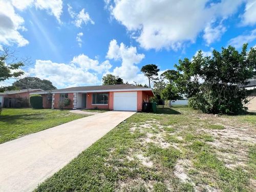 311 Sw Homeland Rd, Port St. Lucie, FL, 34953-6206 | Card Image