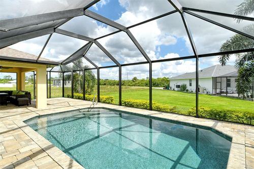 260 Indian Creek Dr, ROTONDA WEST, FL, 33947-2467 | Card Image