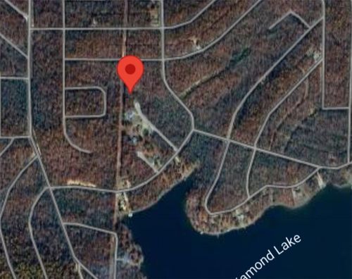 702 Dixie Cir, Horseshoe Bend, AR, 72512-4218 | Card Image