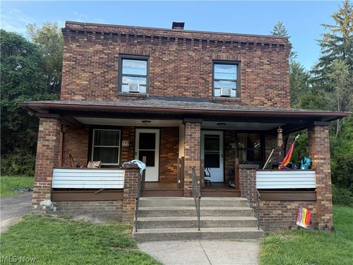 152 Benita Ave, Youngstown, OH, 44505-2506 | Card Image