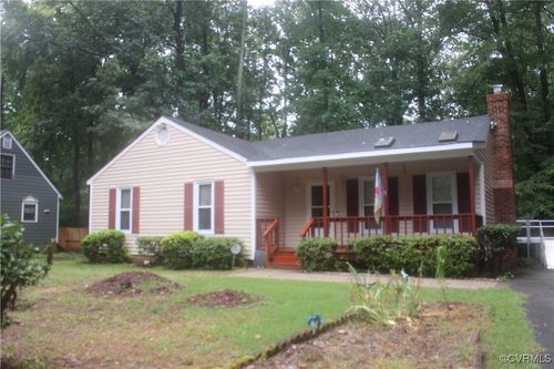7401 Velvet Antler Dr, Midlothian, VA, 23112-1916 | Card Image