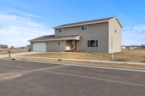 501 Brussels Court, Marshall, MN, 56258 | Card Image