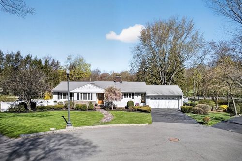 87 Dewson Rd., Quincy, MA, 02171 | Card Image