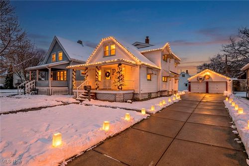 4809 Wellington Ave, Parma, OH, 44134-3561 | Card Image