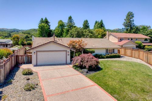 65 Vivian Court, Novato, CA, 94947 | Card Image