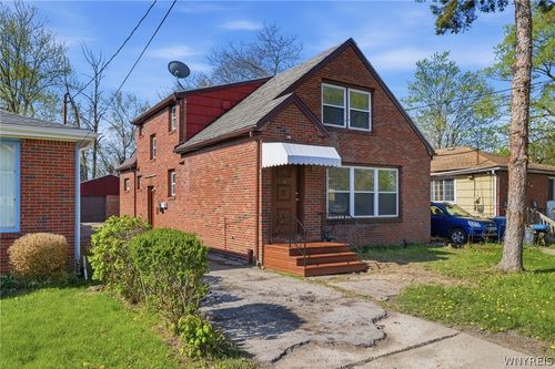15 Dartmouth Avenue, Buffalo, NY, 14215 | Card Image