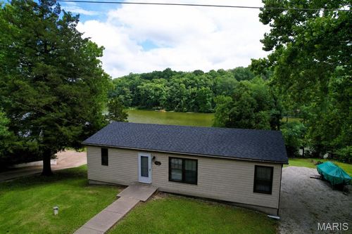 588 Little Mockingbird Ln, Saint Clair, MO, 63077-4624 | Card Image