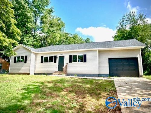 4505 Lakeview Dr Nw, Huntsville, AL, 35810-2247 | Card Image