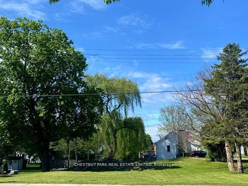 107 Union St, Picton, ON, K0K2T0 | Card Image