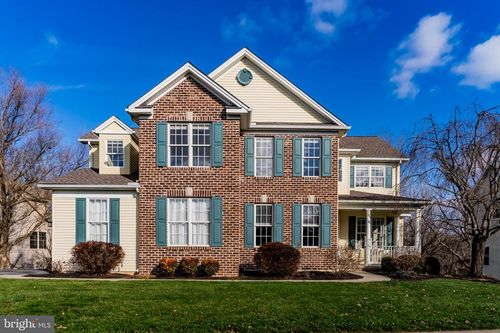 74 Sweet Arrow Dr, HUMMELSTOWN, PA, 17036-2718 | Card Image