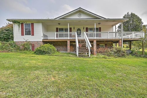 426 Walt Dr, Lebanon, VA, 24266-5316 | Card Image