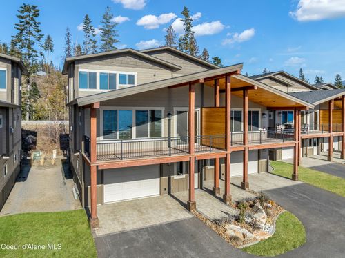 b3-102 Palouse Dr, Nordman, ID, 83848 | Card Image