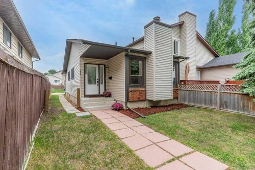 132 Deerview Drive Se, Calgary, AB, T2J6G9 | Card Image