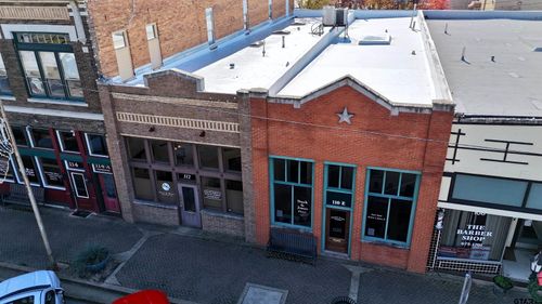 112-110-112 E Corsicana St, Athens, TX, 75751-2502 | Card Image