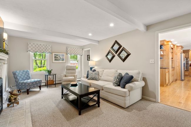 79 Medway St, House other with 4 bedrooms, 3 bathrooms and 6 parking in Norfolk MA | Image 9