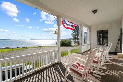 29 Navy Street, Searsport, ME, 04974 | Card Image