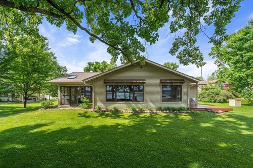 9559 N Mudhen Lake Dr, Siren, WI, 54872-8504 | Card Image